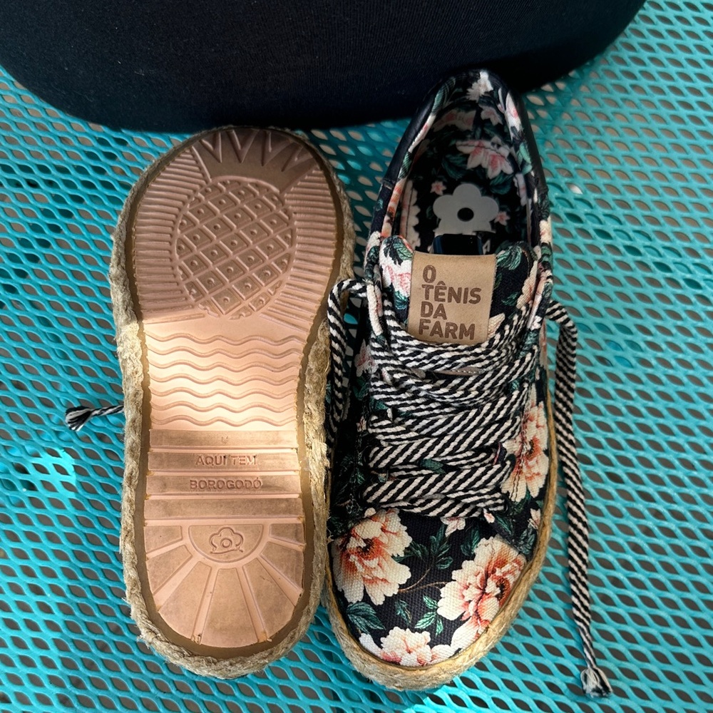 FARM Rio Floral Espadrille Sneakers - Black with Pink Flowers Sz EU38 or US 7.5 - Picture 3 of 4